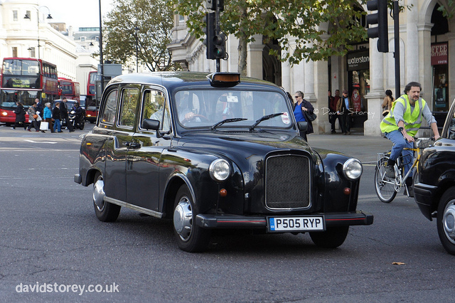 London Taxis International FX4